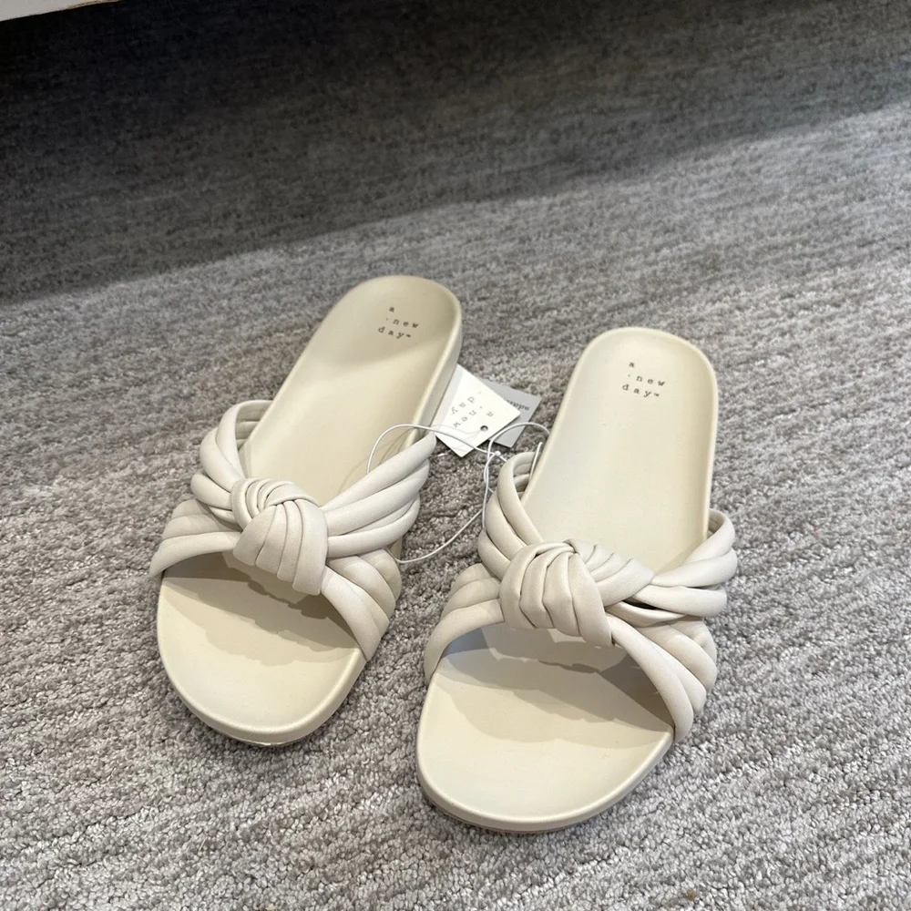 Target Slides - Picture 1 of 2
